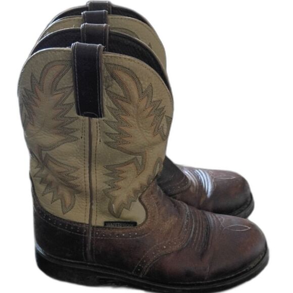 Justin Shoes 8.5 Brown and Tan Western Boots Cowboy Leather Rounded Toe Casual - Picture 1 of 11
